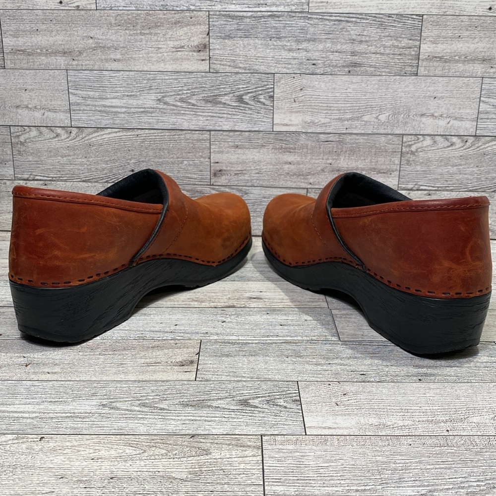 L.L. Bean Brown Leather Nurse Clog Slip-On Shoes Women’s 7 - Picture 11 of 16